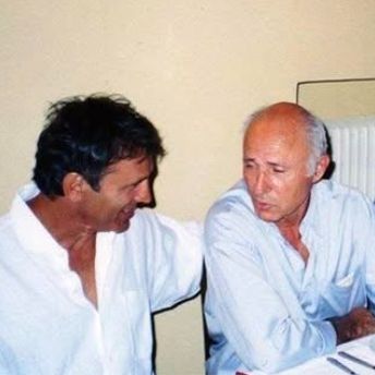 Ο Γιώργος Νταλάρας αποχαιρετά τον Δημήτρη Γκιώνη: «Ζήσαμε μαζί πολλά και μας ένωσαν άλλα τόσα»