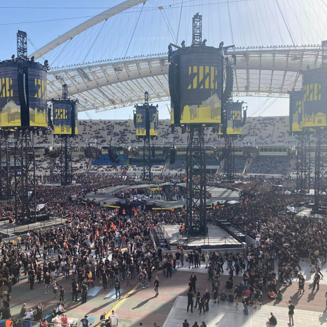 Metallica: Άνοιξαν οι πύλες για τους θεατές - Όλα έτοιμα για τη μεγάλη συναυλία στο ΟΑΚΑ