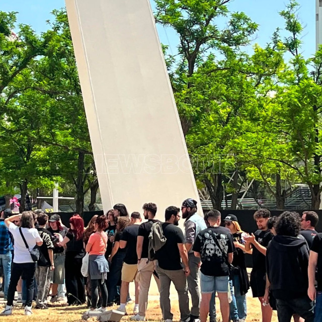 «Nothing else matters» για τους fans των Metallica – Ουρές στο ΟΑΚΑ ώρες πριν τη συναυλία - Βίντεο