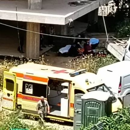 Πάτρα: Διασωληνώθηκε εργάτης που τραυματίστηκε στο κεφάλι σε ανέγερση πολυκατοικίας