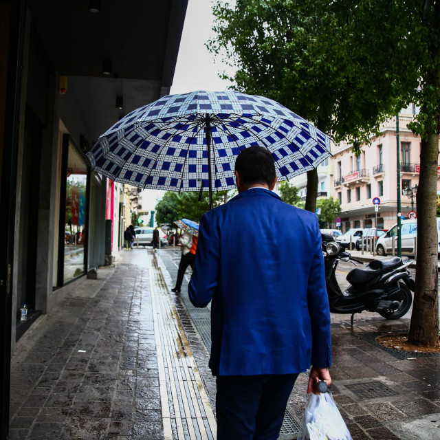 Καιρός - Ζιακόπουλος: Υψηλές θερμοκρασίες αλλά και... καταιγίδες τις επόμενες ημέρες - Πού θα βρέξει