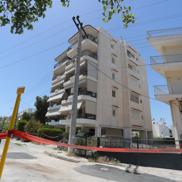 Συναγερμός στην Ηλιούπολη: Έπεσαν από τον 6ο όροφο δύο 17χρονες - Σε σοβαρή κατάσταση στο Ασκληπιείο