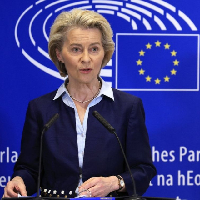 Bloomberg: Δυσαρεστημένη η ΕΕ με την υπερβολική εξουσία της Ούρσουλα φον ντερ Λάιεν