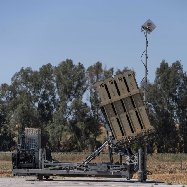 Το Ισραήλ έστειλε συστοιχίες Iron Dome στα Ηνωμένα Αραβικά Εμιράτα για την ενίσχυση της άμυνας τους