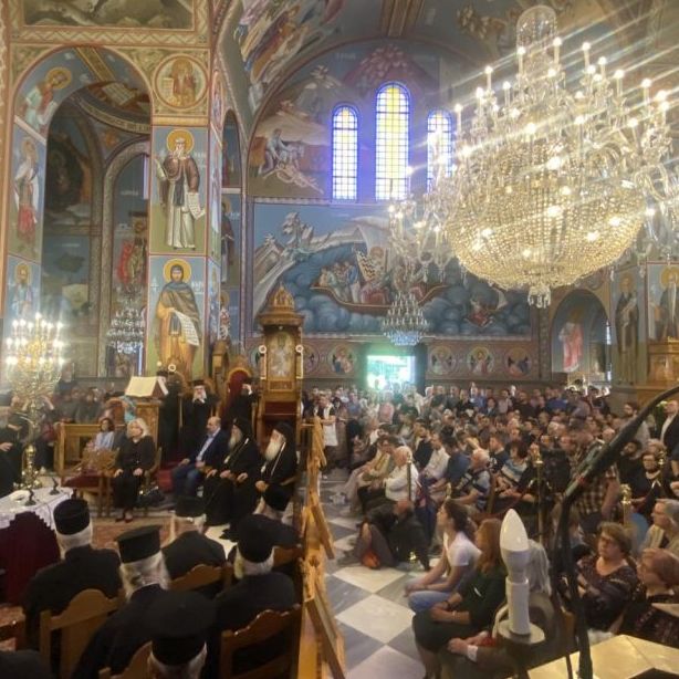 Λαοθάλασσα για τον Άγιο Παΐσιο στον Βόλο - Μητροπολίτης Λεμεσού: Ήταν μέγας, διότι έγινε ελάχιστος