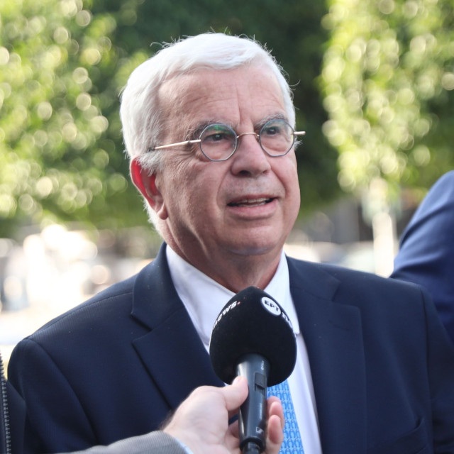 Σιμόπουλος: «Είναι θέμα ότι δυο πρώην πρωθυπουργοί θα λείπουν από το συνέδριο»
