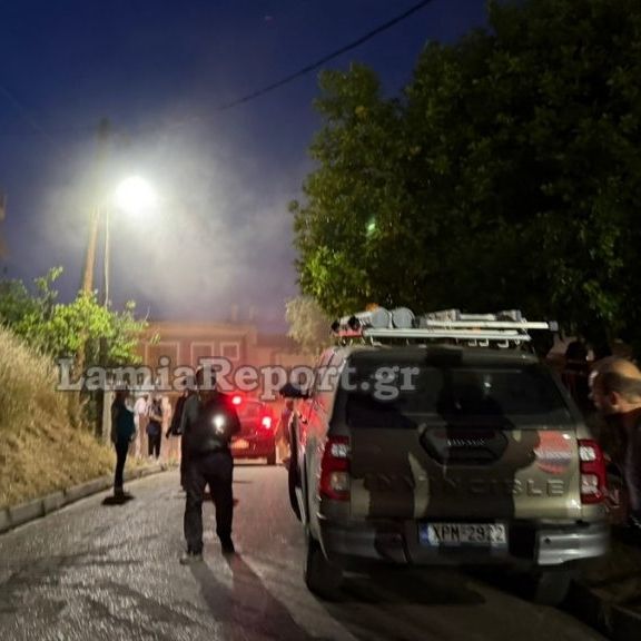 Λαμία: Φωτιά σε διαμέρισμα - Ξεκίνησε από τον απορροφητήρα