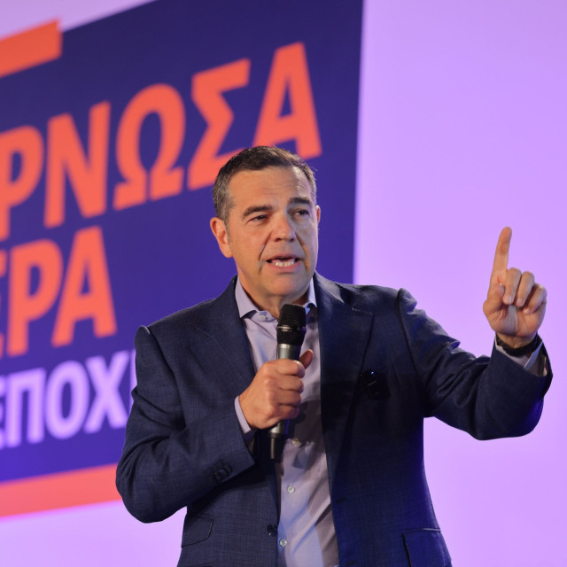 Κεντροαριστερό «χάος»: Όλοι εναντίον όλων ενόψει Τσίπρα - Τι συμβαίνει σε ΠΑΣΟΚ, ΣΥΡΙΖΑ, ΝΕΑΡ