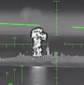 Σοβαρό χτύπημα: Ουκρανικά UAV έπληξαν στόχους του ρωσικού στόλου της Μαύρης Θάλασσας - Βίντεο