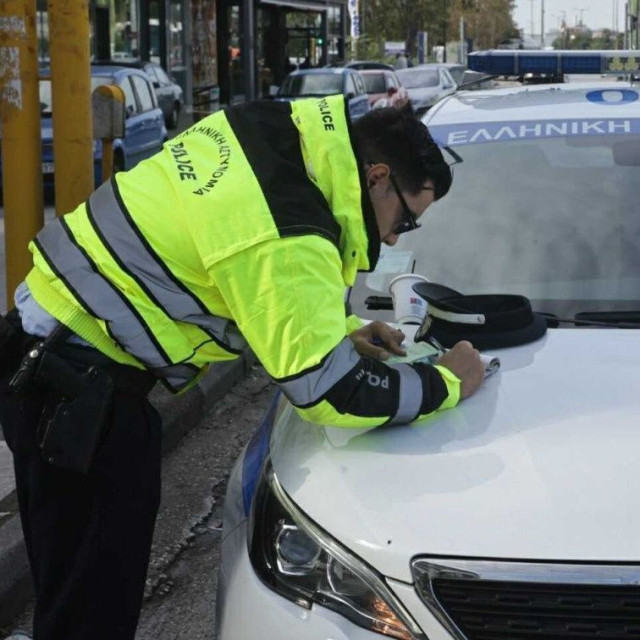 Νέα προειδοποίηση της ΕΛΑΣ για απάτες με δήθεν κλήσεις της Τροχαίας