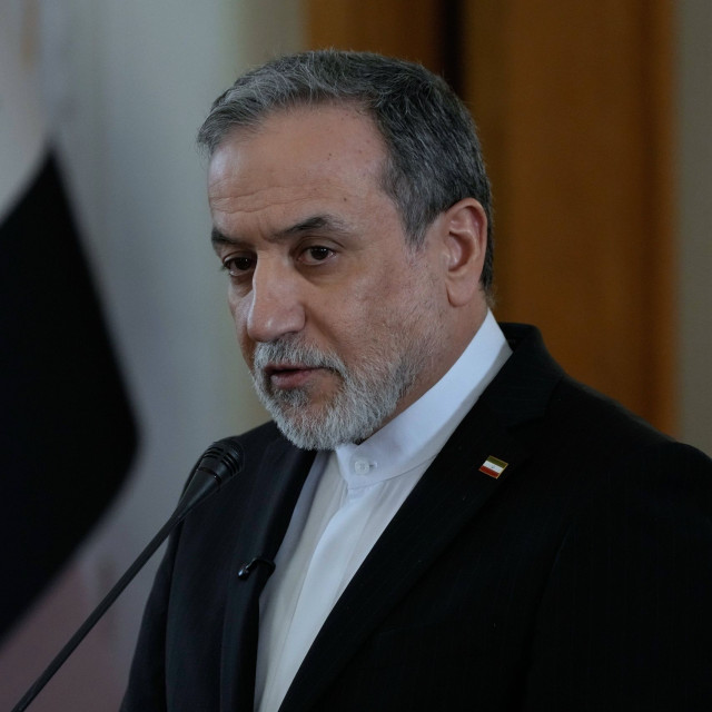 Αραγτσί: Αν επιστρέψουμε στον πόλεμο, θα υπάρξουν «πολύ περισσότερες εκπλήξεις» για τις ΗΠΑ