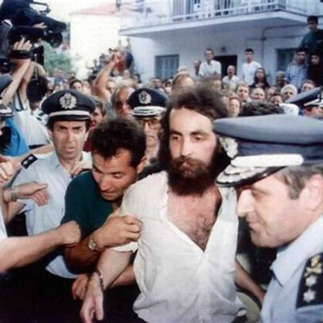 Θεόφιλος Σεχίδης: O serial killer της Θάσου που άκουγε Τσαϊκόφσκι και τεμάχιζε την οικογένειά του