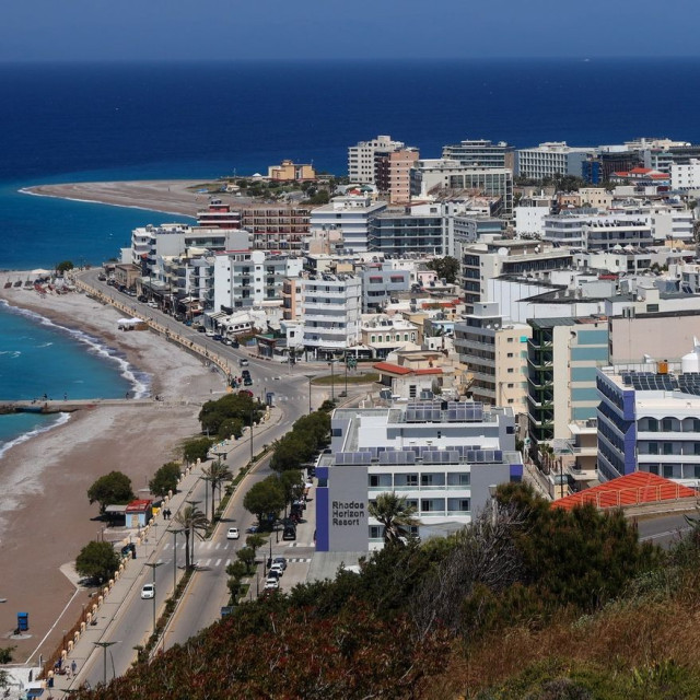 Ξενοδόχοι και μεσίτες αντιδρούν στο νέο χωροταξικό – Τα μεγάλα «αγκάθια»