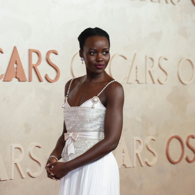Η Lupita Nyong’o απαντά στην κριτική για τον ρόλο της Ωραίας Ελένης στην «Οδύσσεια» του Νόλαν