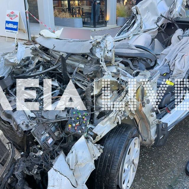 Ηλεία: Σοκαριστικό τροχαίο με έναν 29χρονο να χάνει τη ζωή του - Το Ι.Χ. του «καρφώθηκε» σε νταλίκα