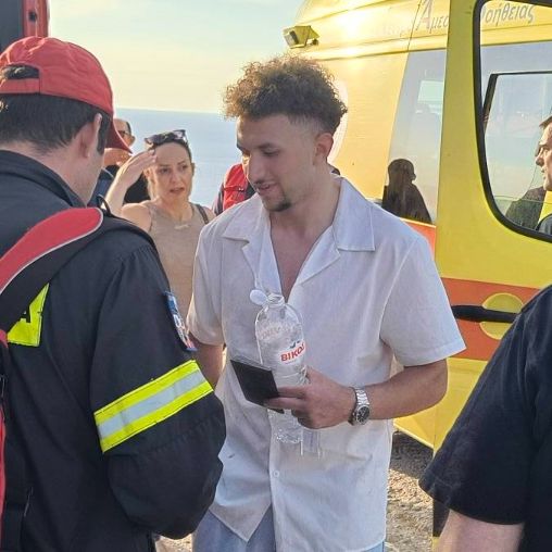 Ζάκυνθος: Επιχείρηση διάσωσης 22χρονου που εγκλωβίστηκε στο Ναυάγιο - Δείτε βίντεο