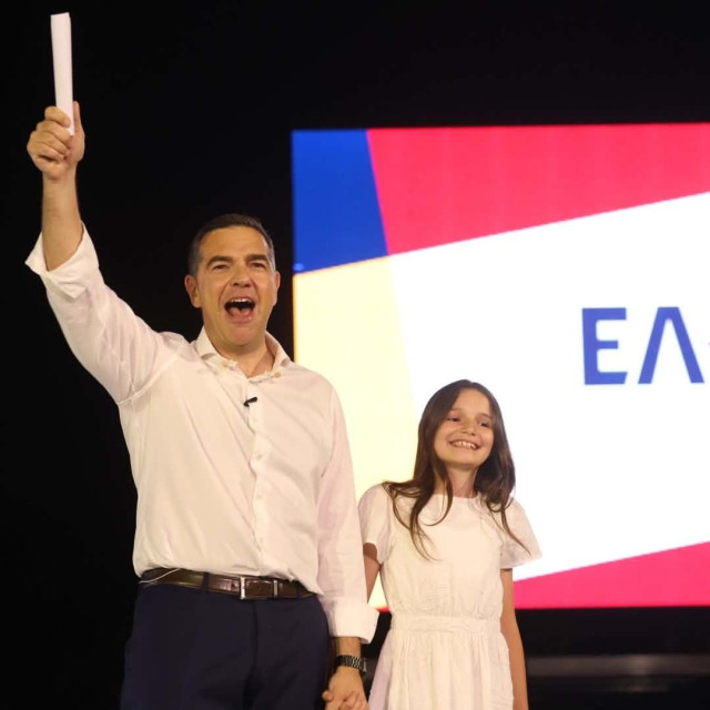 Αλέξης Τσίπρας: Με σκηνοθετική ματιά, αντίστροφη μέτρηση και ένα... γράμμα η αποκάλυψη του ονόματος