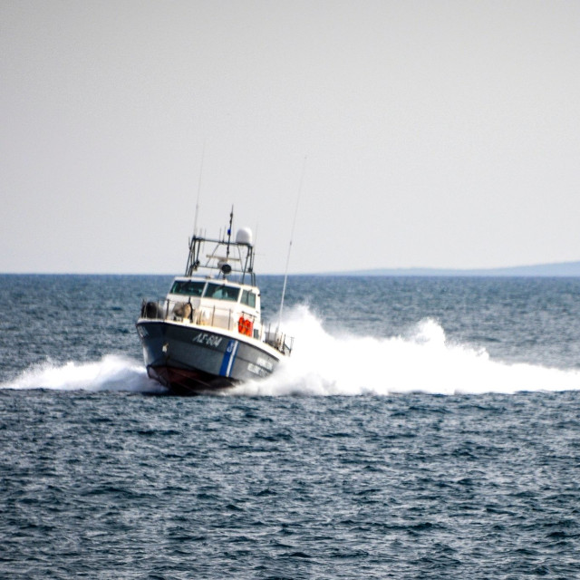 Κρήτη: Εντοπίστηκε λέμβος με 36 μετανάστες νότια των Καλών Λιμένων