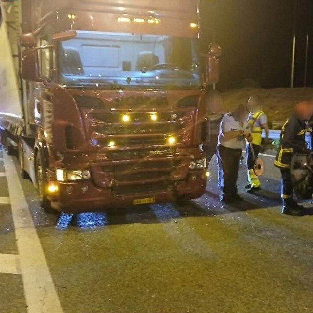 Τροχαίο στην Ιόνια Οδό: Νεκρός 74χρονος έπειτα από σύγκρουση αυτοκινήτου με νταλίκα