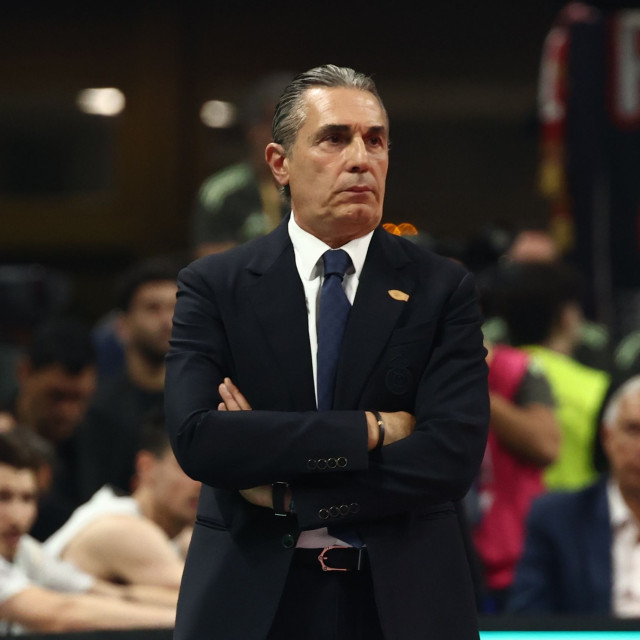Σκαριόλο: «Αδικηθήκαμε στον τελικό της Euroleague και συμφωνούν οι ουδέτεροι σε όλο τον κόσμο»