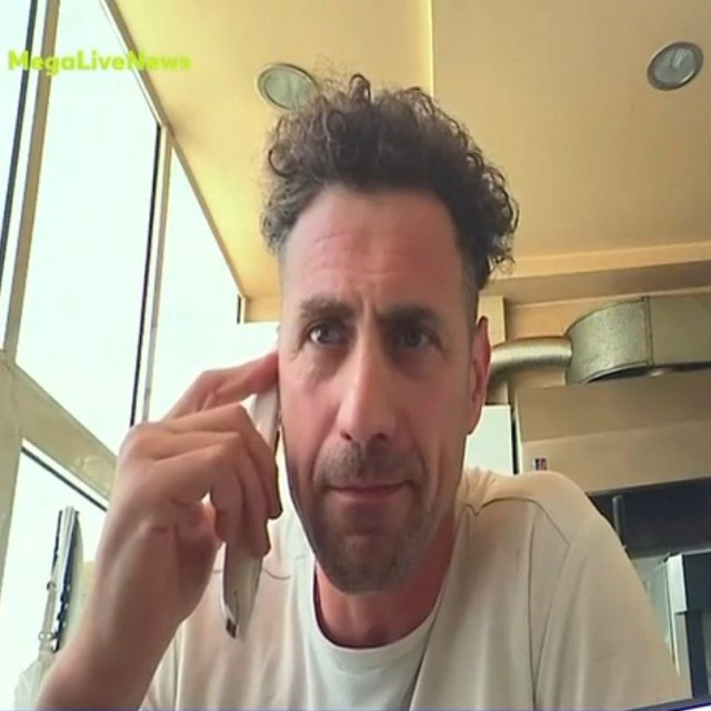 Μενίδι: «Απλά άρχισε να με χτυπά», λέει ο 14χρονος - «Δεν χτύπησα κανέναν», απαντά ο Κ. Παπαδόπουλος