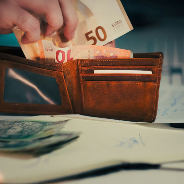 Σε εφαρμογή το Μητρώο Παροχών και Ενισχύσεων – Στο «μικροσκόπιο» όλα τα επιδόματα