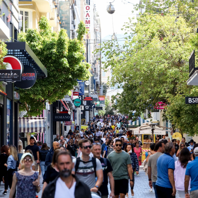 ΟΠΕΚΑ: Σήμερα οι πληρωμές επιδομάτων σε πάνω από 1 εκατ. δικαιούχους – Ποιοι θα δουν λεφτά