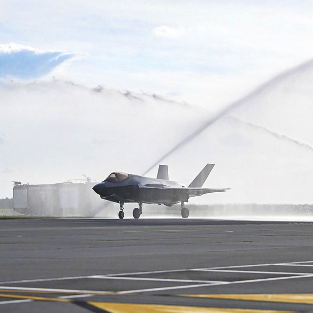 Τα πρώτα μαχητικά F-35 έφτασαν στην Πολωνία - Ιστορική στιγμή για την πολωνική αεροπορία