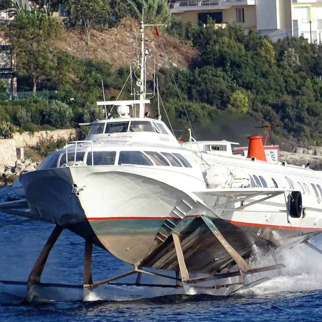 Κέρκυρα: Μηχανική βλάβη στο «Ήλιδα Ντόλφιν» – Πλέει με μειωμένη ταχύτητα προς τους Παξούς