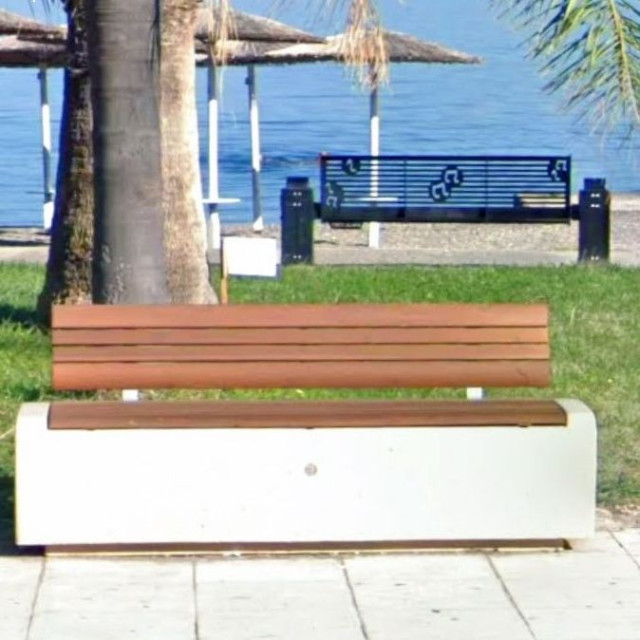 Τραγωδία στα Καμένα Βούρλα: Τον βρήκαν νεκρό στο παγκάκι