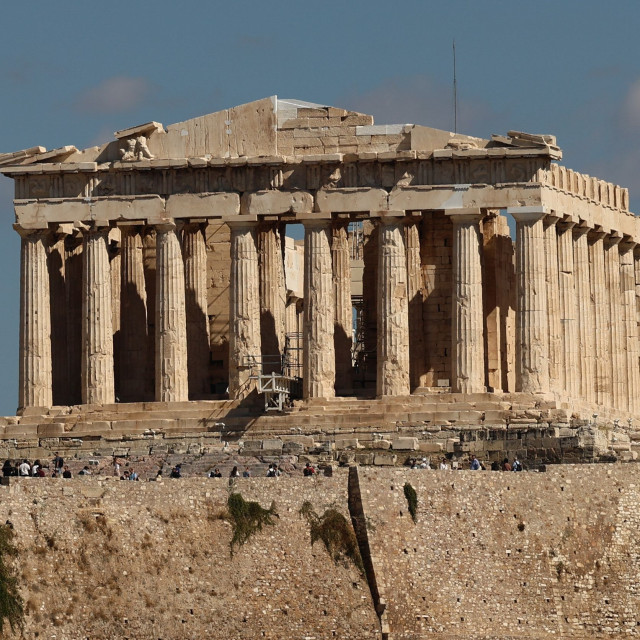 Παρθενώνας: Ανοίγει ο δρόμος για την επιστροφή θραυσμάτων από το Λούβρο