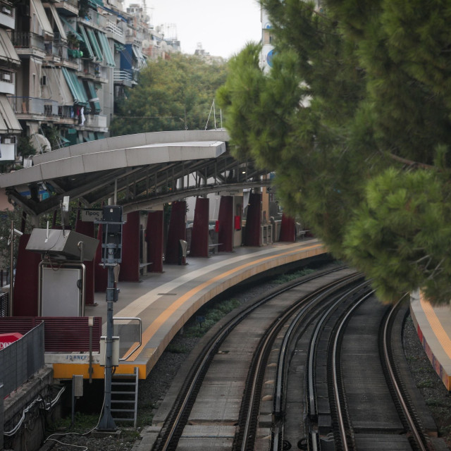 Ηλεκτρικός: Εκτός λειτουργίας τέσσερις σταθμοί λόγω βλάβης στη σηματοδότηση