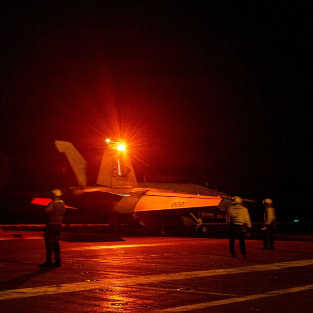 CENTCOM: «Aπέτυχαν» οι επιθέσεις του Ιράν σε Κουβέιτ και Μπαχρέιν – Οι ΗΠΑ βομβάρδισαν το νησί Κεσμ