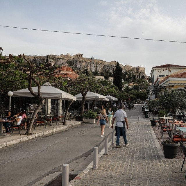 Στο ΣτΕ η απόφαση για την λειτουργία των Airbnb στην περιοχή της Πλάκας