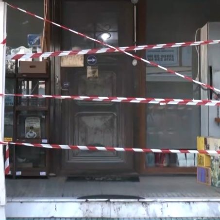 Τροχαίο στη Θεσσαλονίκη: Βίντεο ντοκουμέντο με το αυτοκίνητο που “εισέβαλε” μέσα σε κατάστημα
