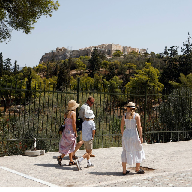 Καιρός: Η πρόγνωση Καλλιάνου για το Σαββατοκύριακο - Πού θα σημειωθούν οι υψηλότερες θερμοκρασίες