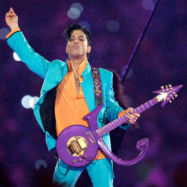 «Timeless»: Νέο album του Prince θα κυκλοφορήσει 10 χρόνια μετά τον θάνατό του