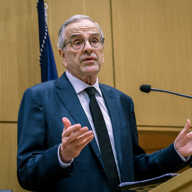 Μαξίμου για Σαμαρά: Δεν θα τον κάνουμε κεντρικό αντίπαλο
