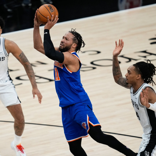 NBA Finals: Δύο νίκες μακριά από τον τίτλο οι Νικς - Μοιραίος για τους Σπερς ο Γουεμπανιάμα!