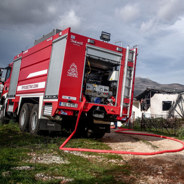 Φωτιά σε αγροτική έκταση στην Αγία Τριάδα Μώλου Φθιώτιδας