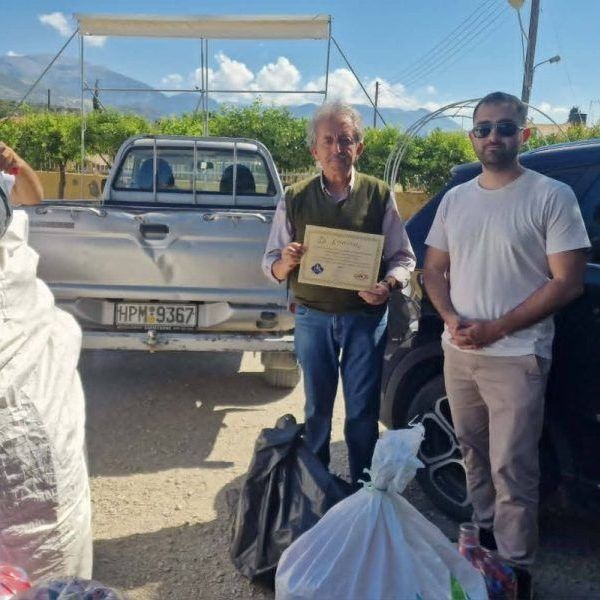 Μαθήματα ζωής από τα παιδιά της Κρήτης: Μάζεψαν μισό τόνο καπάκια για το Σύλλογο ΑμεΑ «Το Μέλλον»