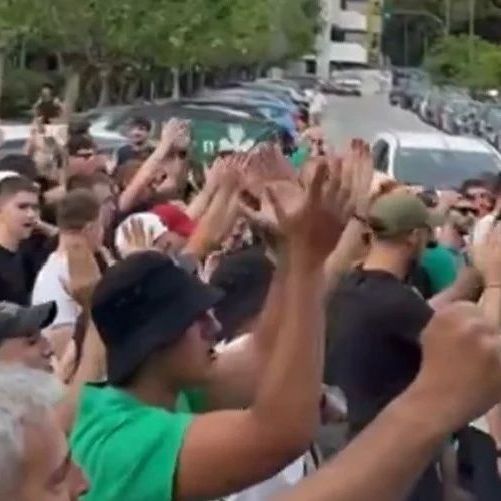 Η Αστυνομία κόβει τον δρόμο ακόμα και στα μέλη της αποστολής του Παναθηναϊκού