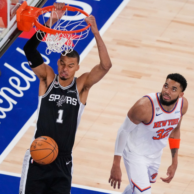 NBA Finals: Ο Γουεμπανιάμα κράτησε «ζωντανούς» τους Σπερς – Μείωσαν σε 2-1 τη σειρά με τους Νικς