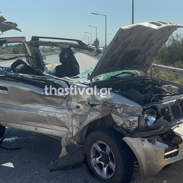 Θεσσαλονίκη: Νεκρή μια 70χρονη σε σοκαριστικό τροχαίο στα Μάλγαρα - Εικόνες από το σημείο