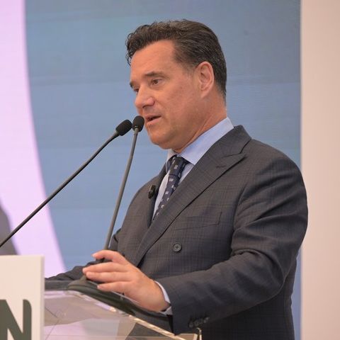 Άδωνις: Εχουν ναρκωτική δράση, προσέξτε τα παιδιά -Μετά την κάνναβη απαγόρευση για ψεκασμένα καπνικά