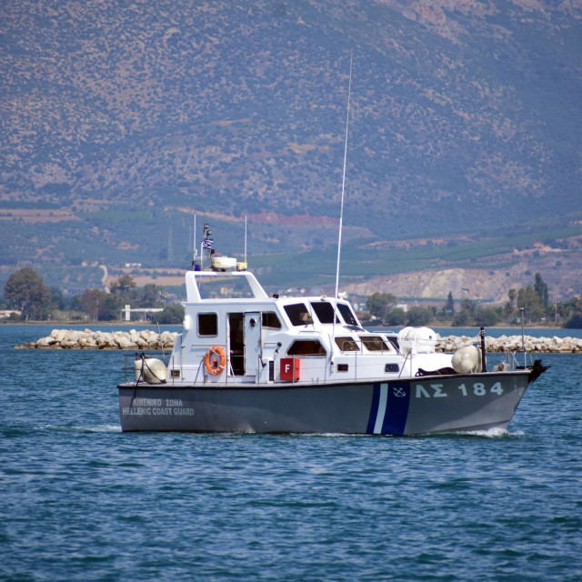 Διπλή επιχείρηση περισυλλογής 132 μεταναστών στους Καλούς Λιμένες