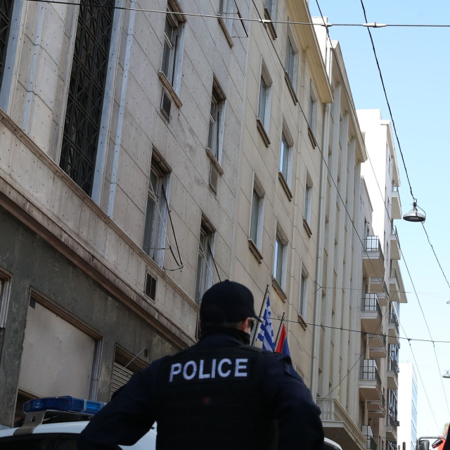 Το ανδρόγυνο που έλυνε κι έδενε στην εγκληματική οργάνωση των Πολεοδομιών