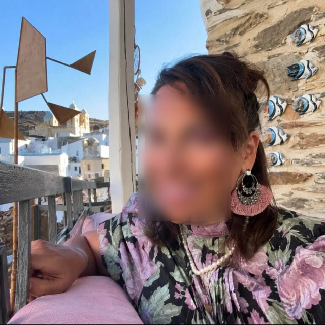 Πολεοδομίες: «Ορίστε το δώρο σου» - Έτσι πέρασαν χειροπέδες στην επίορκη σύζυγο του αρχηγού