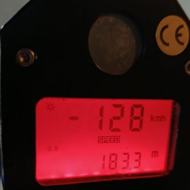 Θεσσαλονίκη: 26χρονος οδηγούσε μεθυσμένος, χωρίς δίπλωμα, χωρίς ασφάλεια και χωρίς πινακίδες