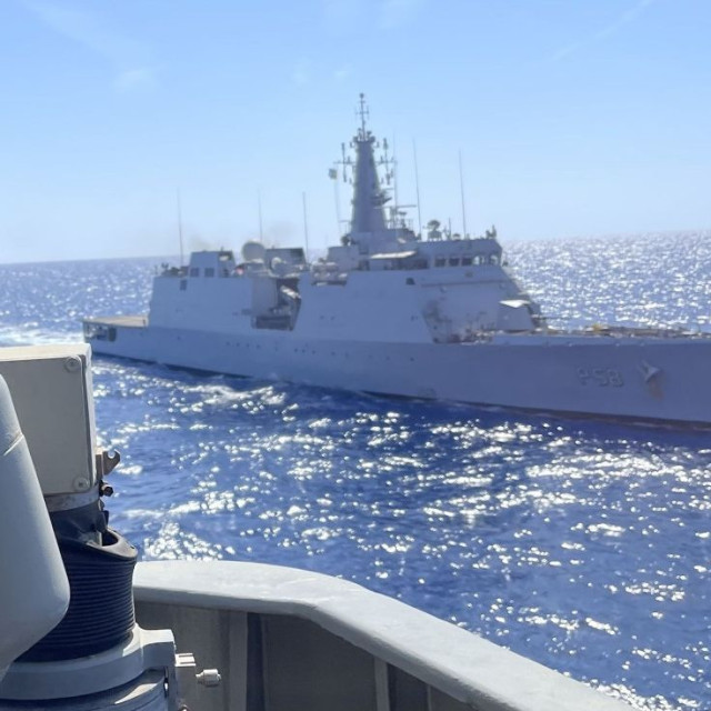 Μόνιμα στην Κύπρο ελληνικά μαχητικά και φρεγάτα στην ΑΟΖ